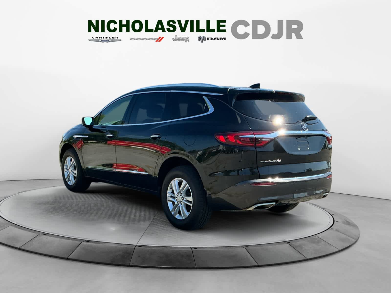 Used 2020 Buick Enclave Essence w/ LPO, Floor Liner Package FWD image 3