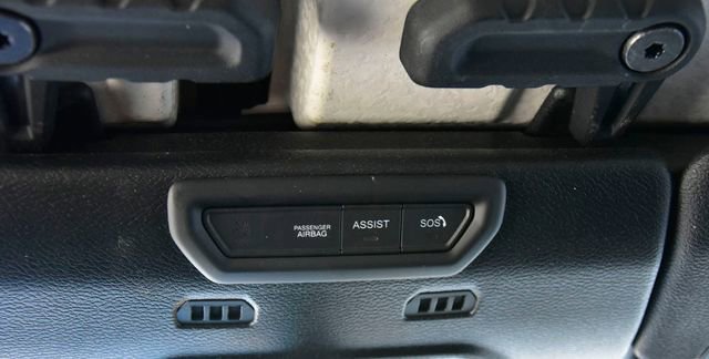 Used 2023 Jeep Wrangler Unlimited Sahara w/ Cold Weather Group AWD/4WD image 30