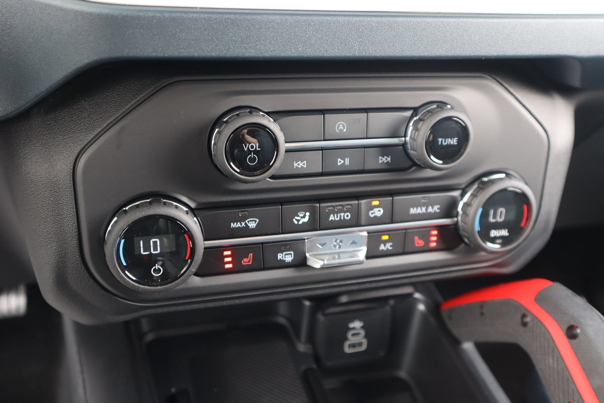 New 2026 Ford Bronco Heritage Edition AWD/4WD image 9
