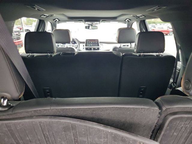 Used 2023 GMC Yukon XL AT4 w/ Technology Package image 31