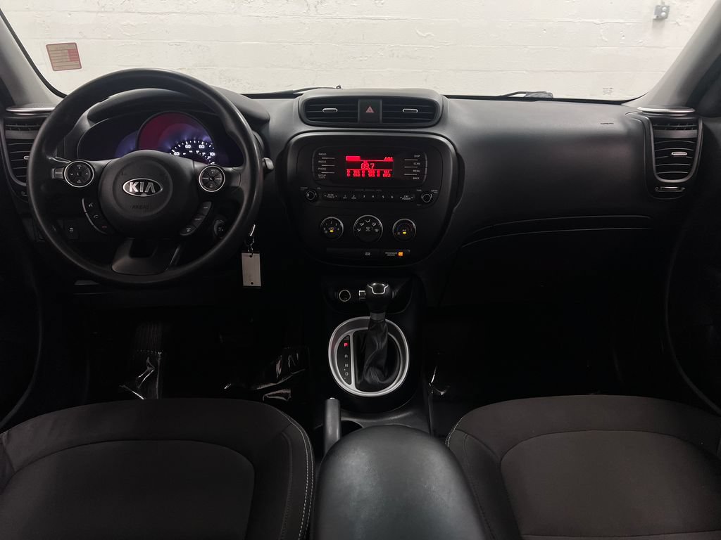 Used 2015 Kia Soul FWD image 13