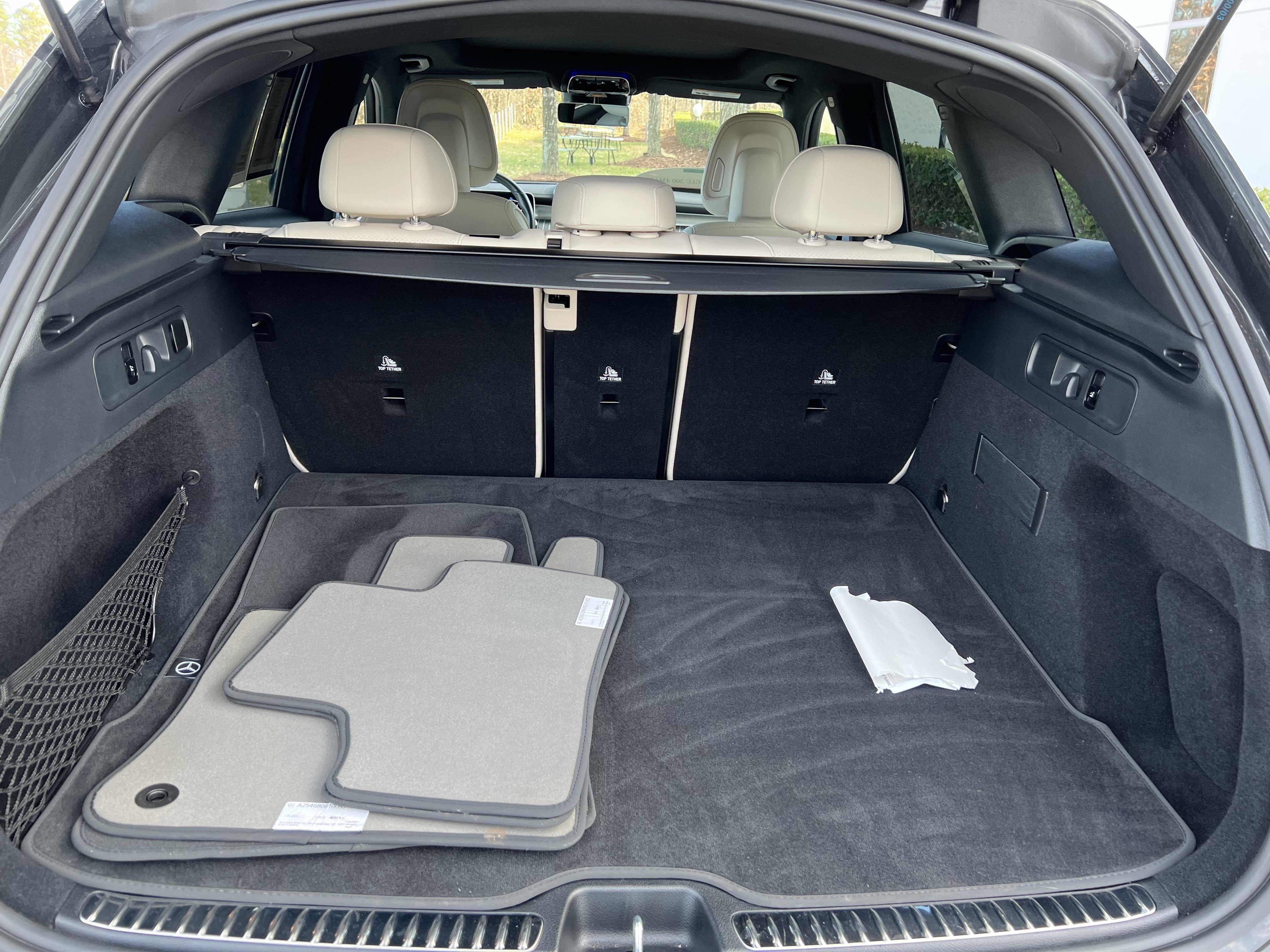 Used 2024 Mercedes-Benz GLC 300 4MATIC image 34