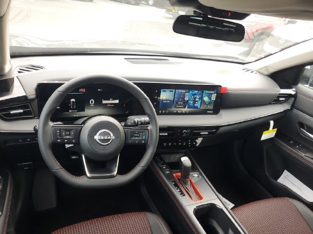 New 2027 Nissan Kicks SR w/ SR Premium Package FWD image 8