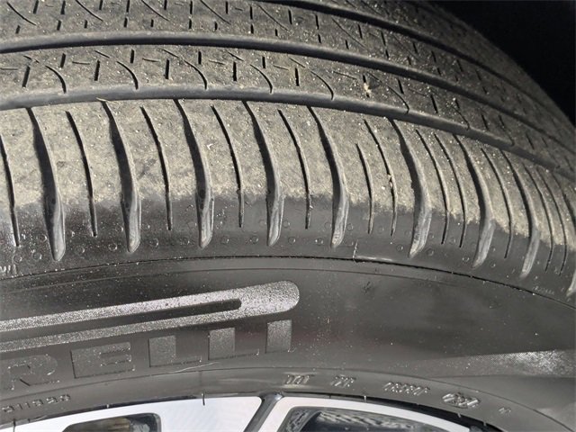 Used 2025 Volvo XC60 B5 Plus image 9