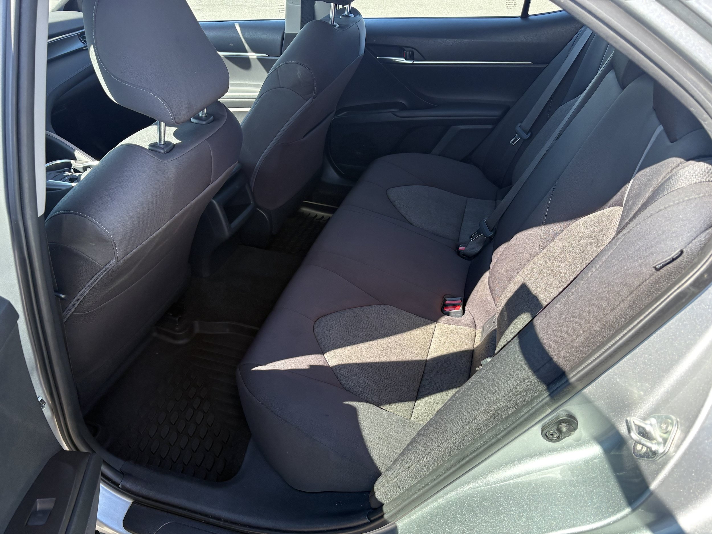 Used 2021 Toyota Camry LE AWD/4WD image 8