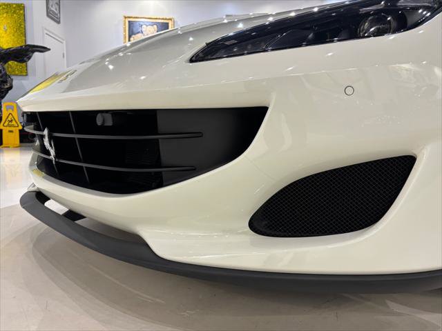 Used 2019 Ferrari Portofino RWD image 39