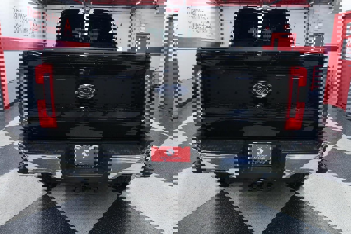 Used 2023 Ford F250 Lariat w/ Lariat Ultimate Package image 42