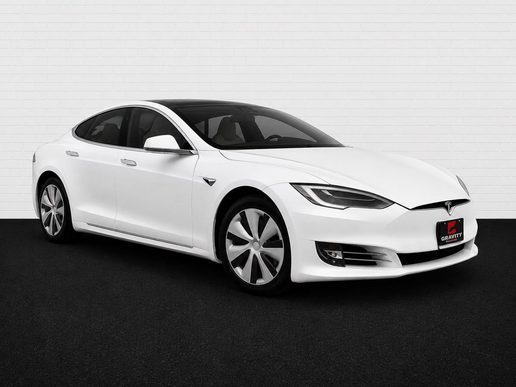 Used 2021 Tesla Model S Long Range Plus AWD/4WD image 3