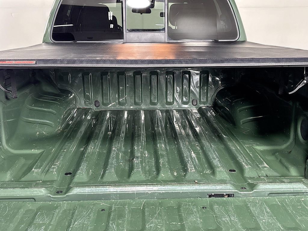 Used 2022 Nissan Frontier PRO-4X w/ Off-Road Protection Package image 21