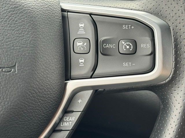 New 2026 RAM 2500 Tradesman AWD/4WD image 19