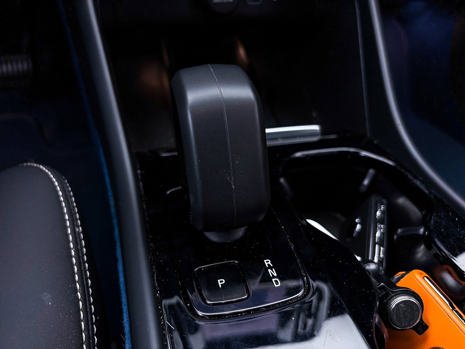 Used 2023 Volvo C40 P8 Recharge Ultimate image 26