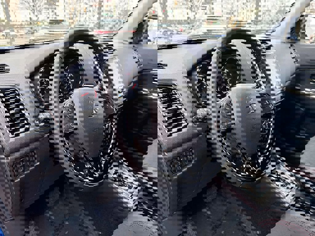 Used 2025 Mitsubishi Outlander Sport ES image 20