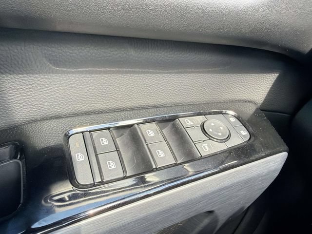 New 2026 Nissan Pathfinder SL w/ SL Premium Package AWD/4WD image 23