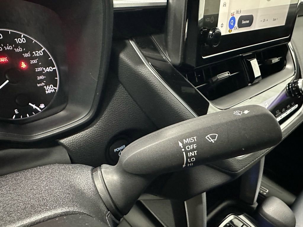 Used 2025 Toyota Corolla Cross AWD Hybrid image 22