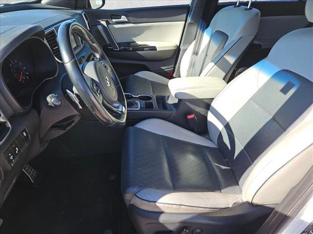 Used 2018 Kia Sportage EX w/ EX Sport Appearance Package image 9