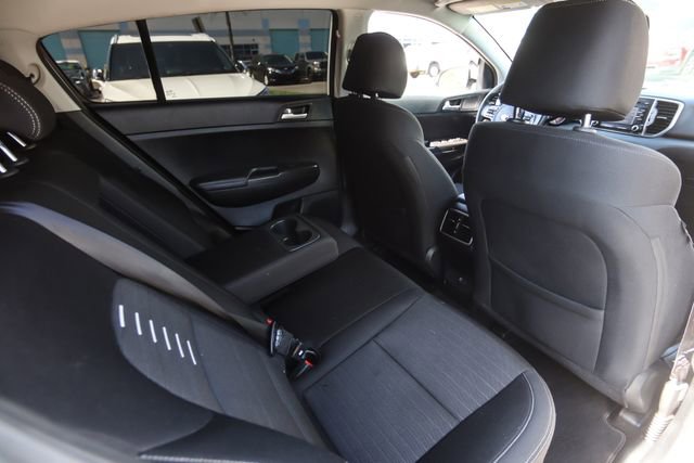 Used 2018 Kia Sportage LX FWD image 25