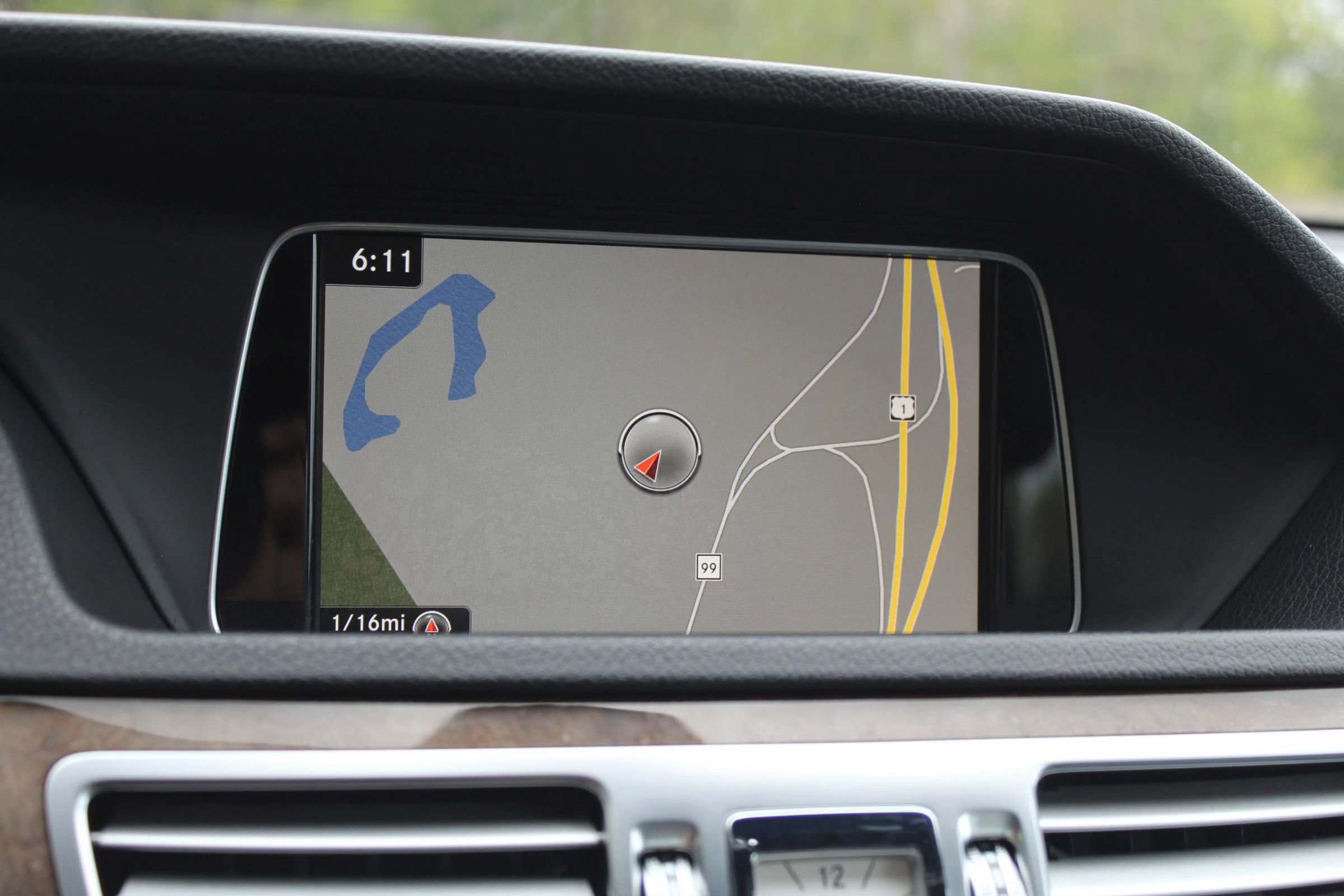 Used 2016 Mercedes-Benz E 350 4MATIC Sedan image 30
