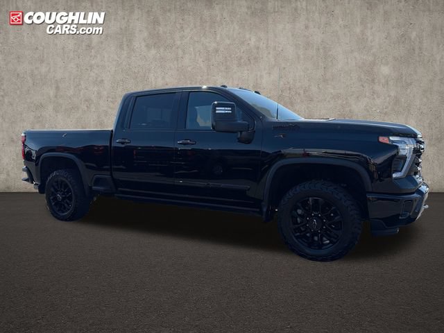 Used 2025 Chevrolet Silverado 3500 High Country w/ High Country Premium Package AWD/4WD image 6