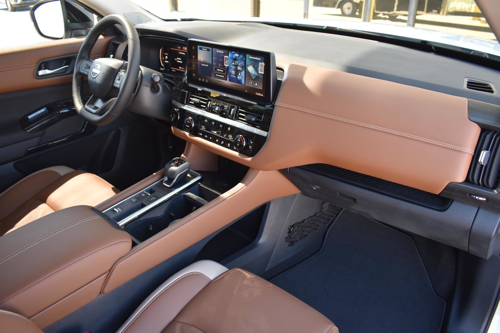 New 2026 Nissan Pathfinder Platinum image 76