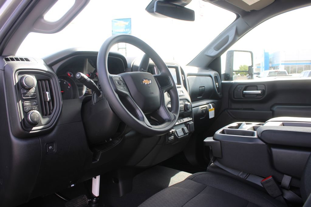 New 2026 Chevrolet Silverado 2500 Custom w/ Custom Value Package AWD/4WD image 22