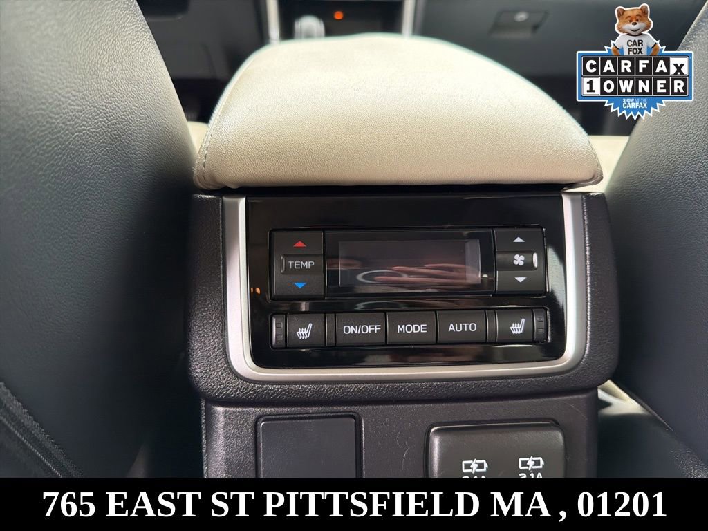 Used 2022 Subaru Ascent Limited w/ Technology Package image 17