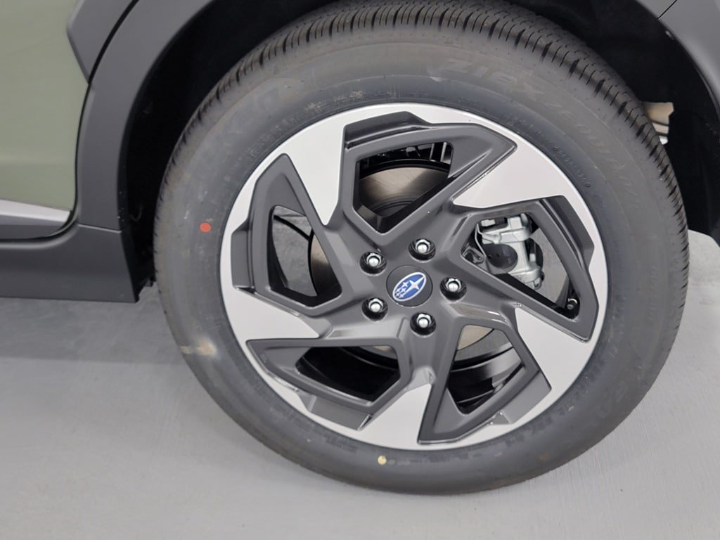 New 2026 Subaru Crosstrek 2.5i Limited w/ Crosstrek Mirror Package AWD/4WD image 7