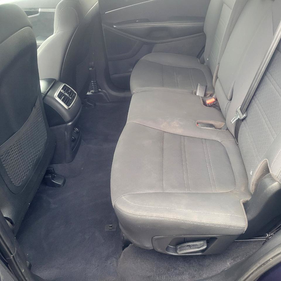 Used 2020 Kia Sorento LX AWD/4WD image 31