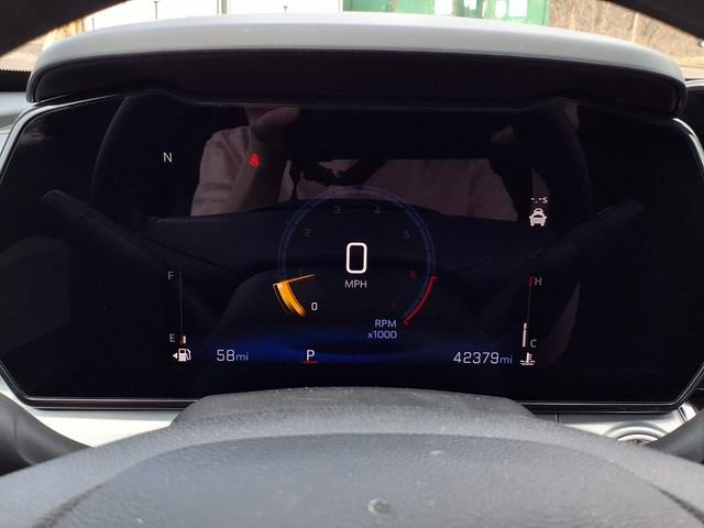 Used 2025 Chevrolet Trax LT image 15