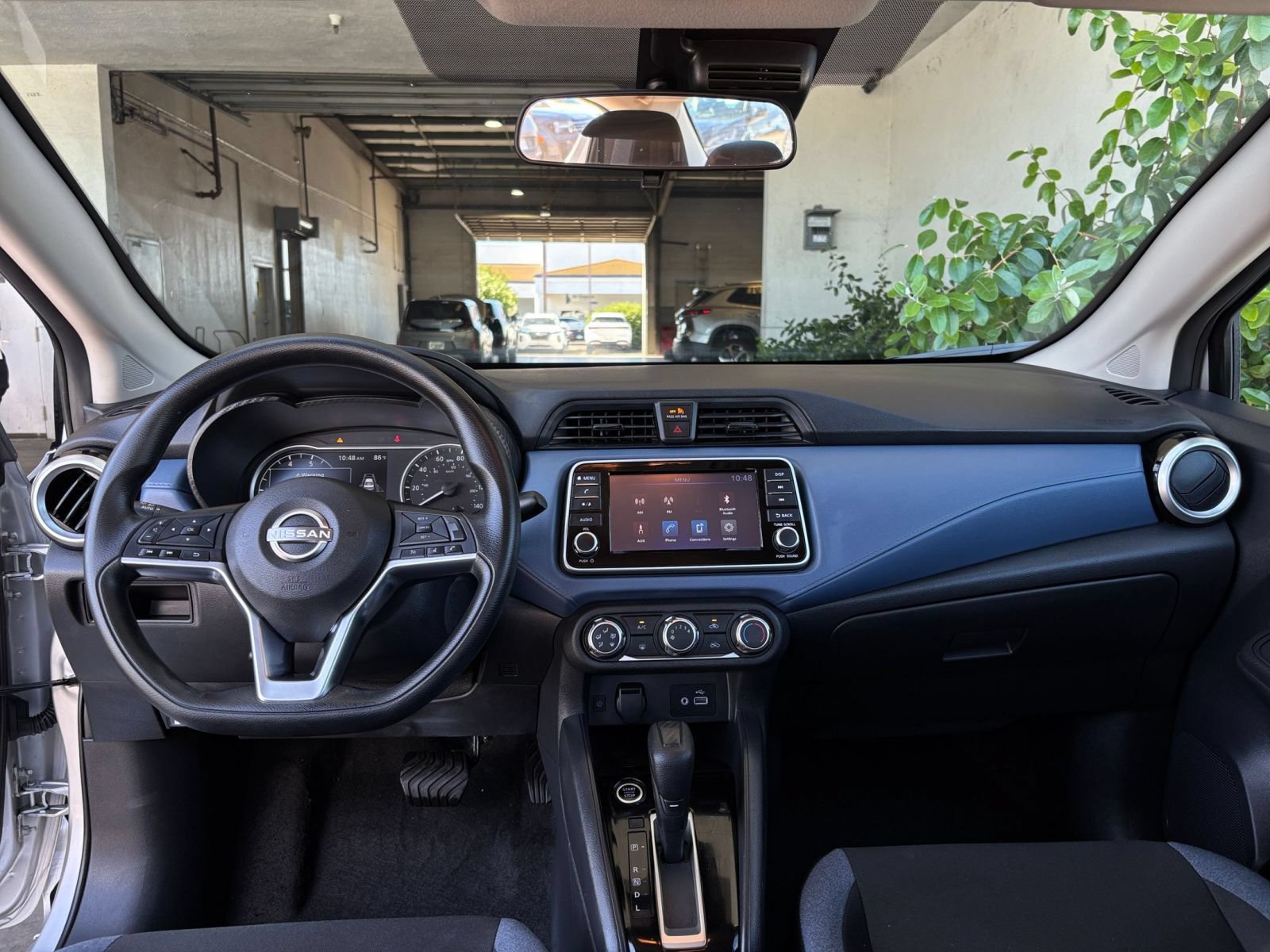 Used 2025 Nissan Versa SV FWD image 32