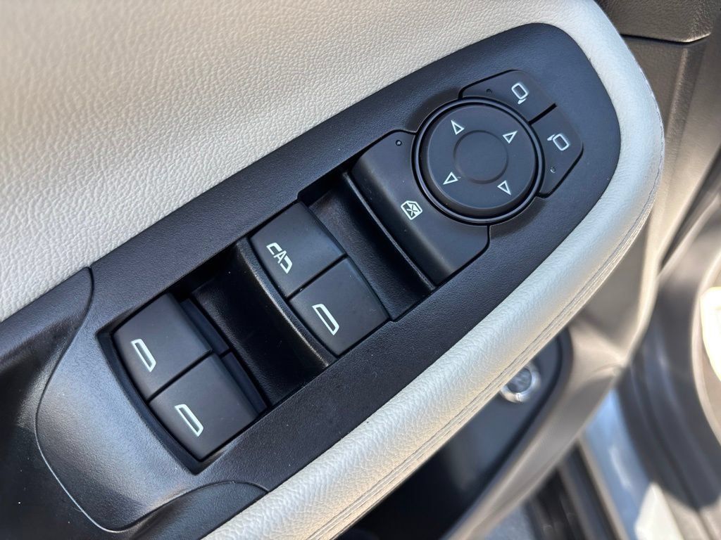 Used 2024 Buick Encore GX Sport Touring w/ Advanced Technology Package AWD/4WD image 19