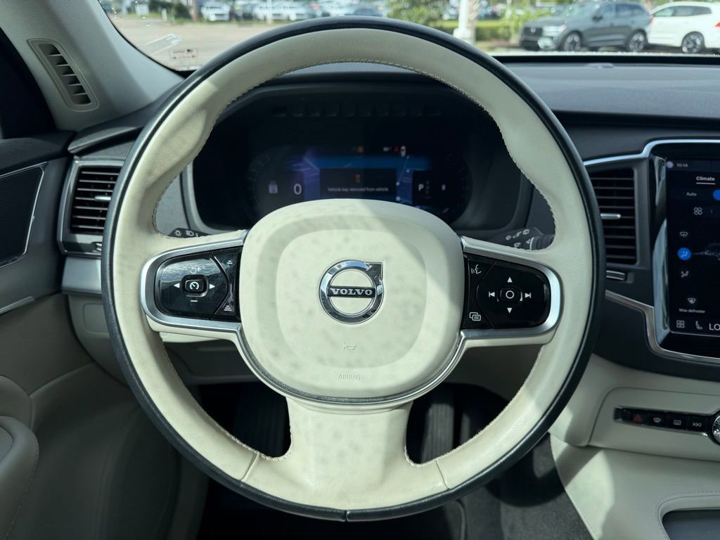 Used 2023 Volvo XC90 B5 Core image 17