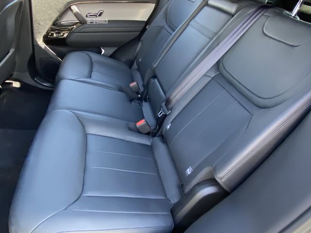 Used 2023 Land Rover Range Rover Sport SE image 26