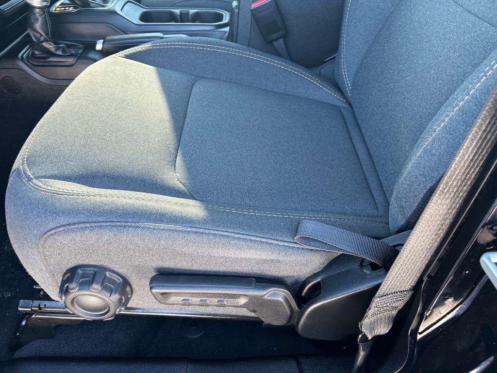 Used 2024 Jeep Wrangler Unlimited w/ Convenience Group image 22