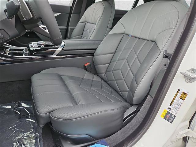 New 2026 BMW i7 eDrive50 w/ Executive Package RWD image 4