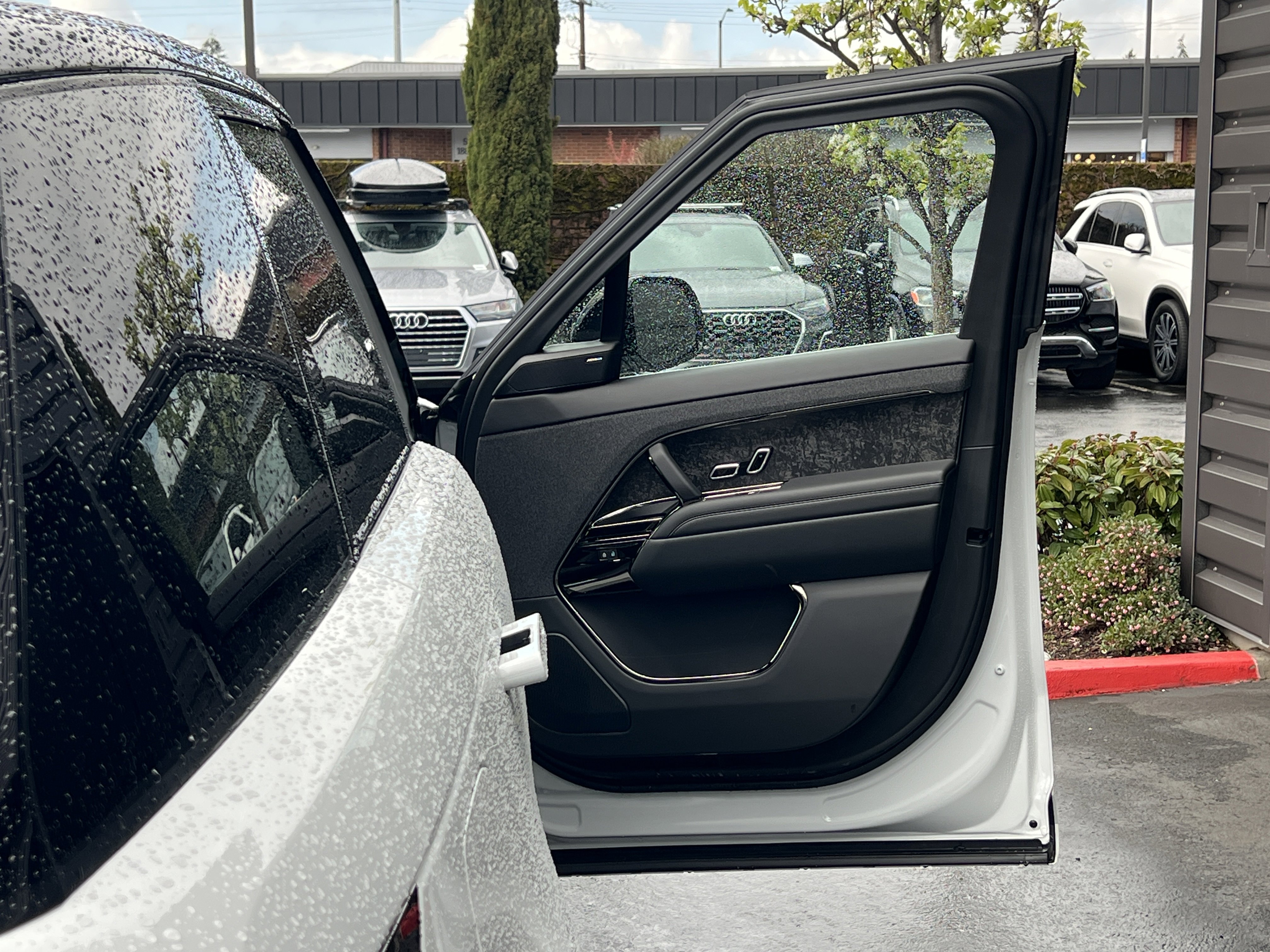 New 2025 Land Rover Range Rover Sport Dynamic SE image 10