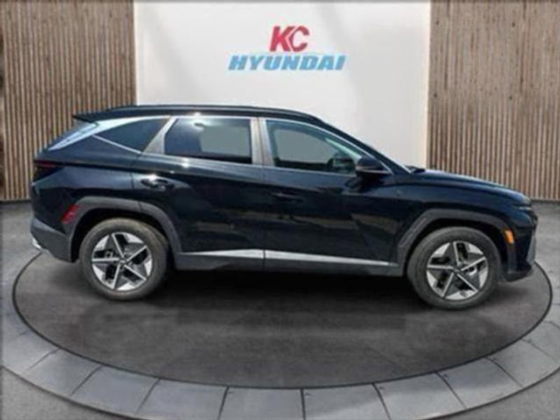 New 2025 Hyundai Tucson SEL image 4