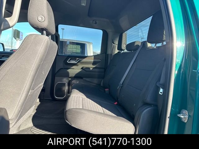 Certified 2022 Chevrolet Silverado 1500 LT w/ Z71 Off-Road Package AWD/4WD image 11