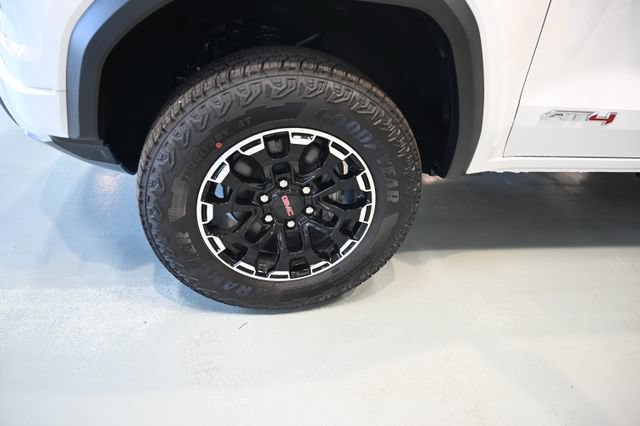 New 2026 GMC Canyon AT4 w/ Technology Plus Package AWD/4WD image 31