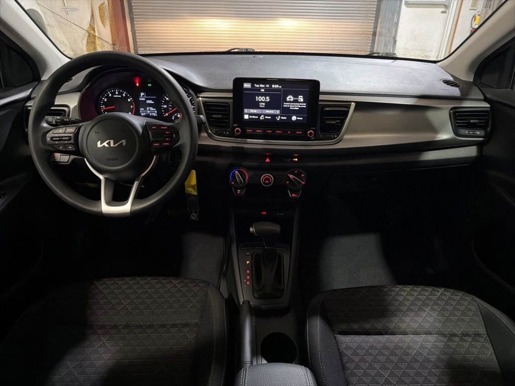Used 2023 Kia Rio S image 27