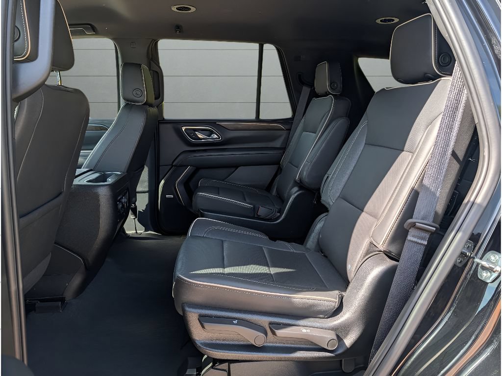 Used 2024 Chevrolet Tahoe Premier RWD image 30