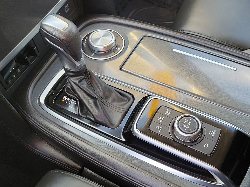 Used 2023 Nissan Armada SV image 17
