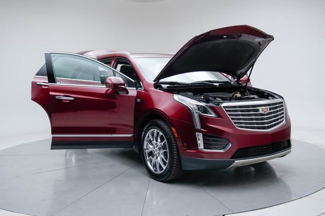 Used 2017 Cadillac XT5 Platinum w/ Driver Assist Package image 15