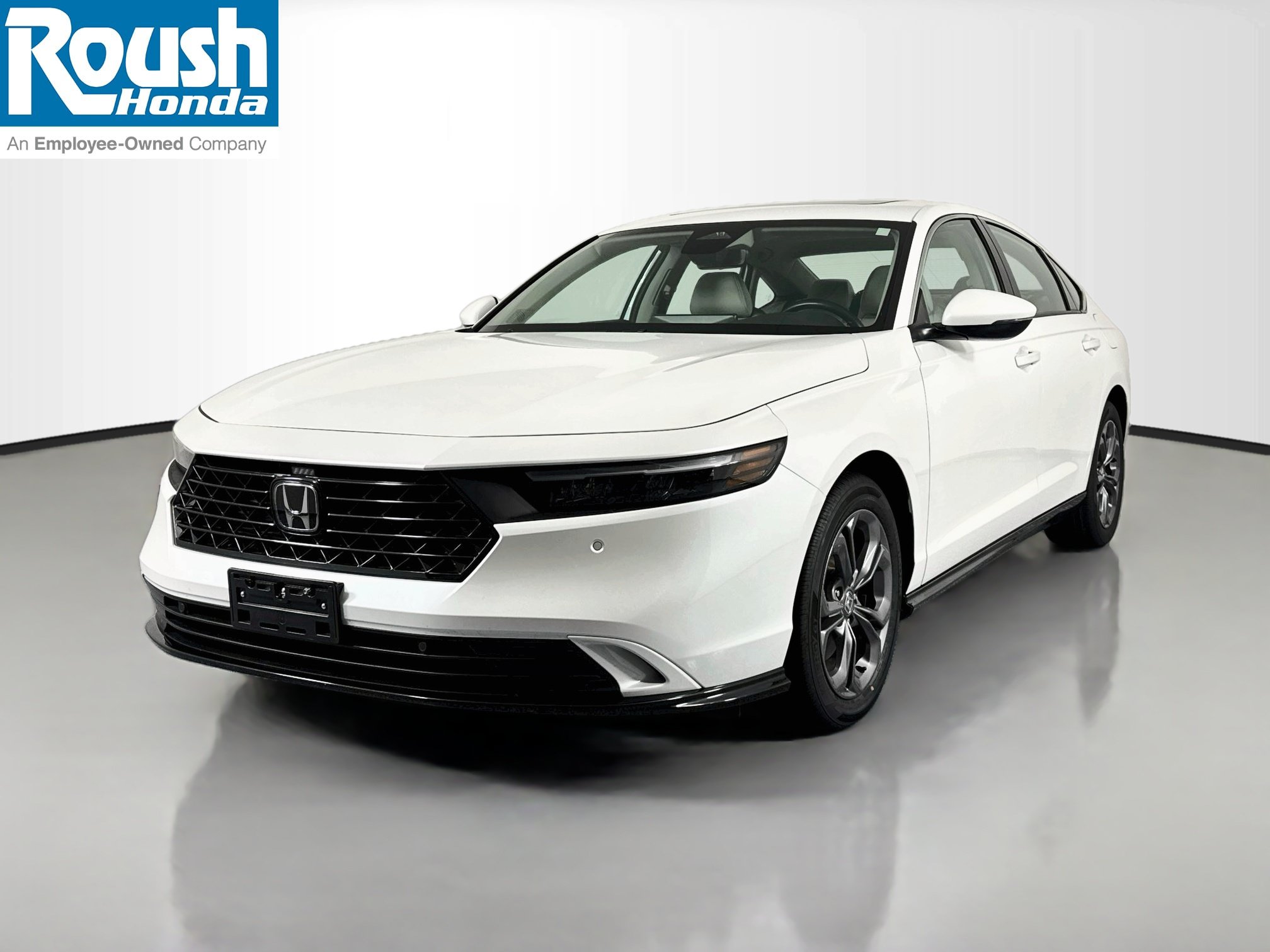 Certified 2024 Honda Accord EX-L image 1