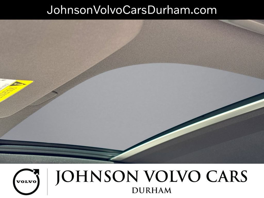 New 2026 Volvo XC90 B6 Plus w/ Protection Package Premier AWD/4WD image 16