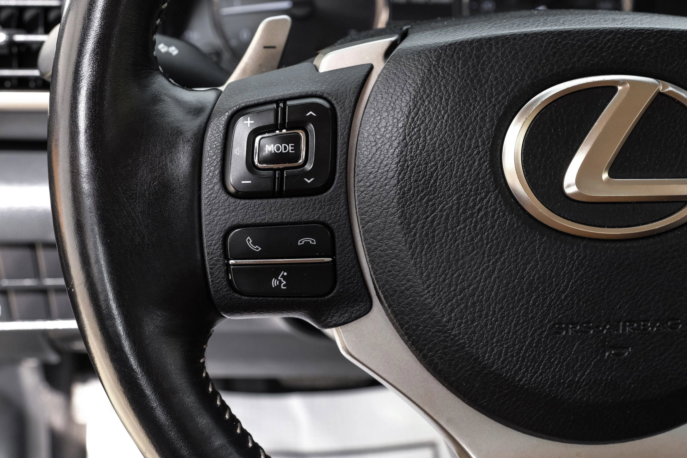 Used 2018 Lexus IS 300 w/ Accessory Package 2 image 16