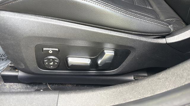 Used 2020 BMW M340i RWD image 12