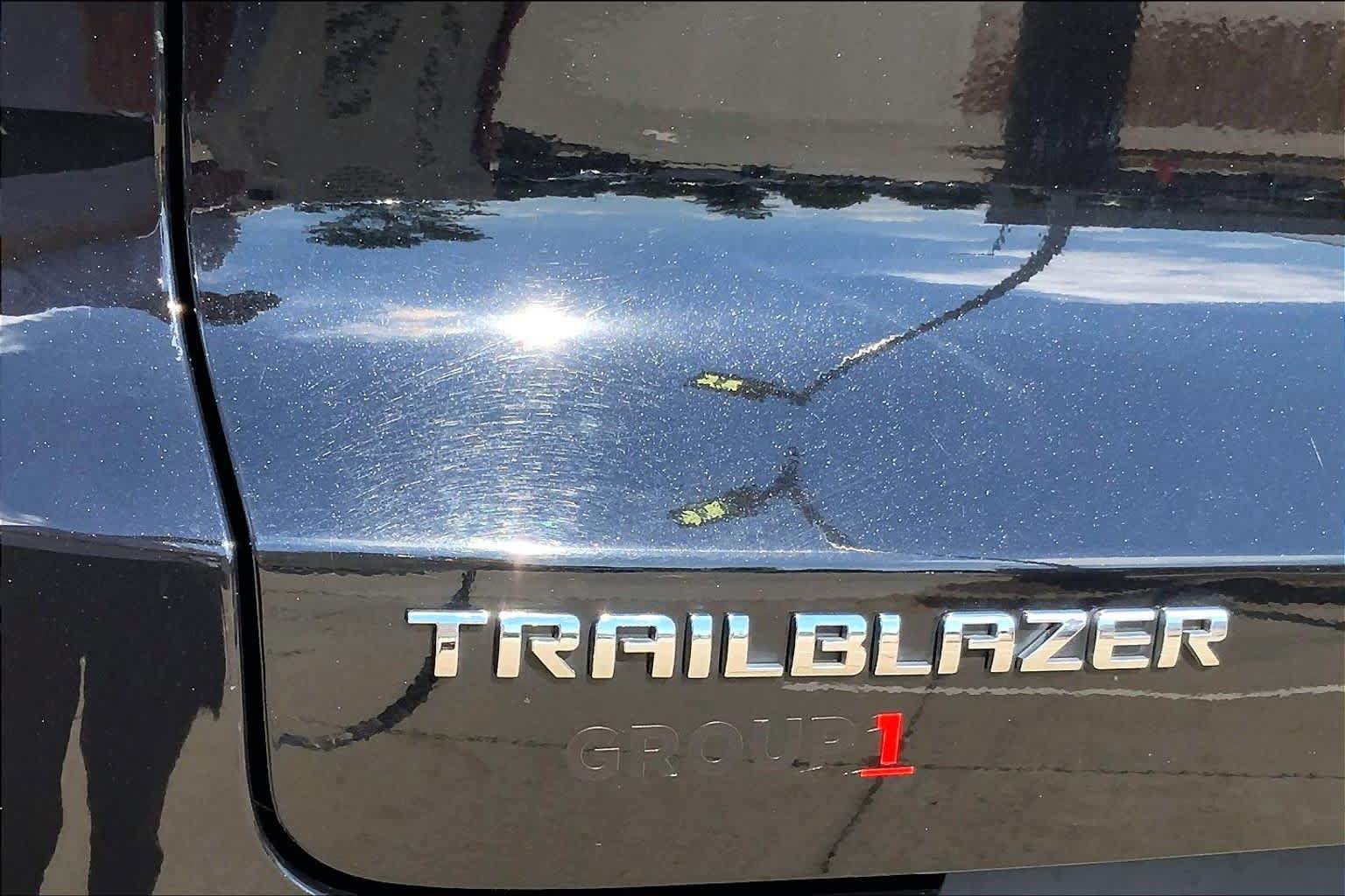 Used 2025 Chevrolet TrailBlazer LT FWD image 32