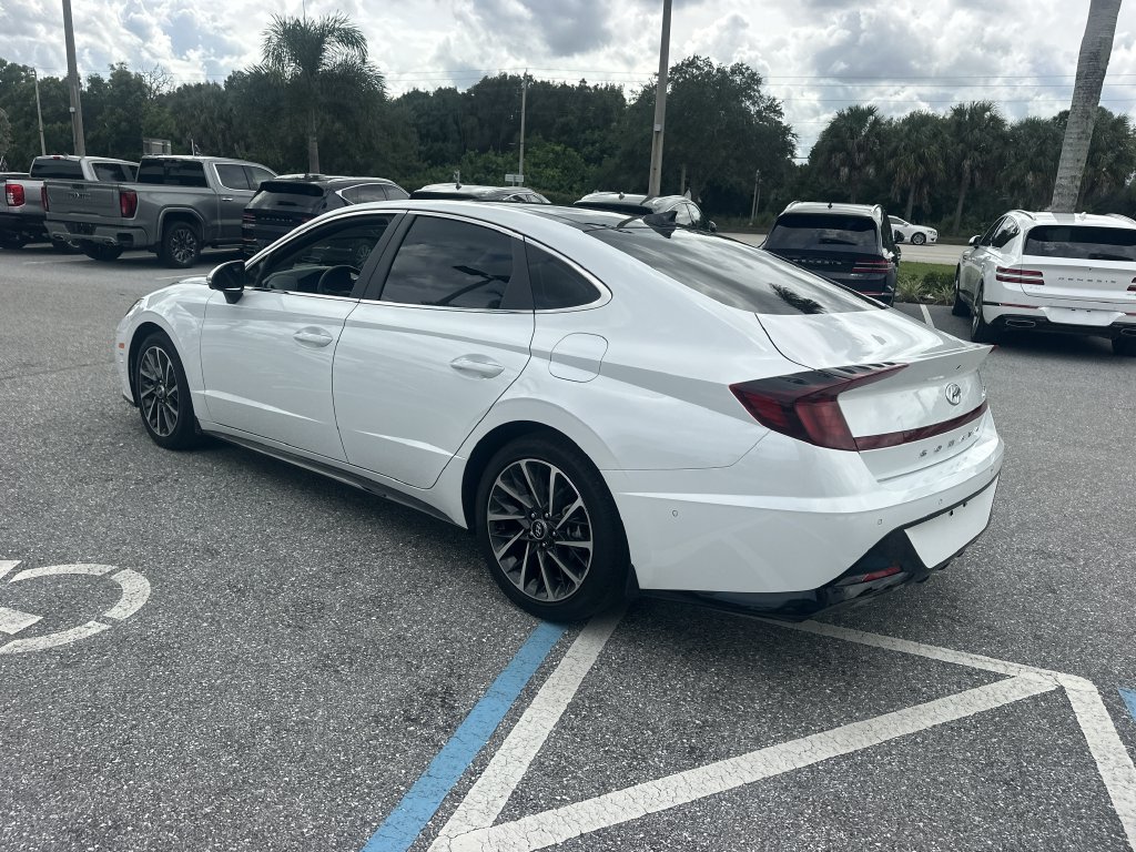 Used 2023 Hyundai Sonata Limited FWD image 9