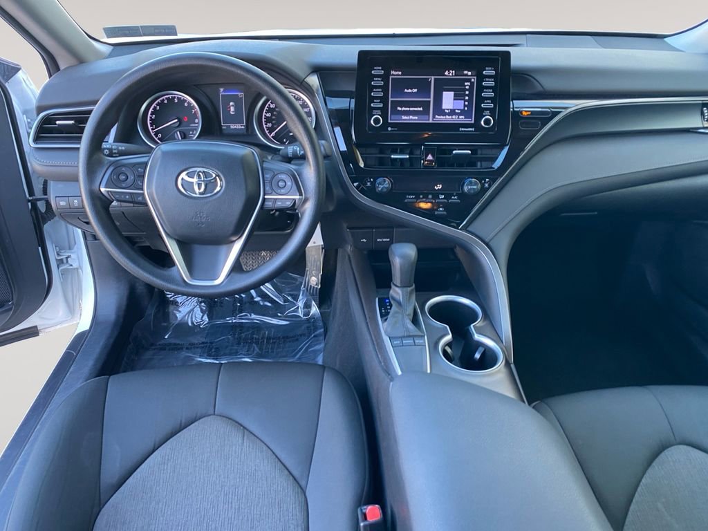 Used 2024 Toyota Camry LE image 10