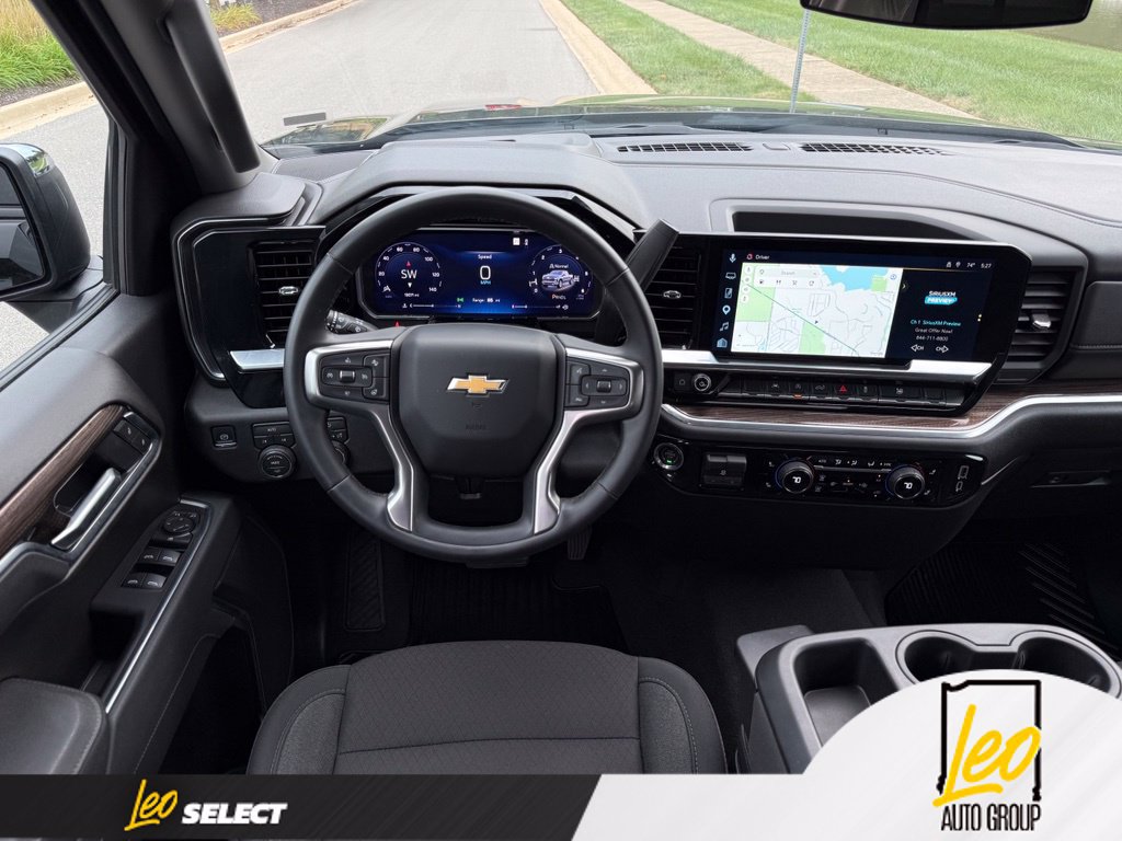 Used 2026 Chevrolet Silverado 1500 LT AWD/4WD image 10